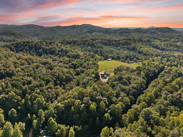 141 Parker Lane, Barbourville, KY 40906