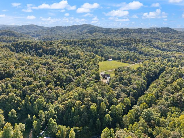 141 Parker Lane, Barbourville, KY 40906