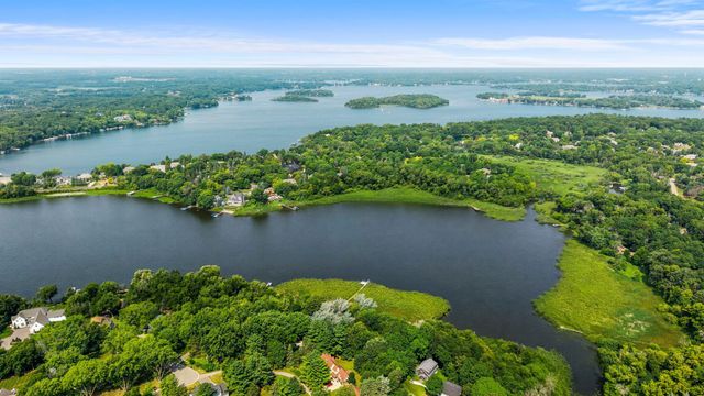 6524 Aster Circle, Excelsior, MN 55331