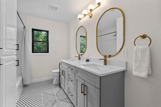 6524 Aster Circle, Excelsior, MN 55331