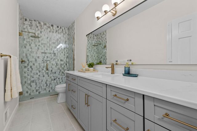 6524 Aster Circle, Excelsior, MN 55331
