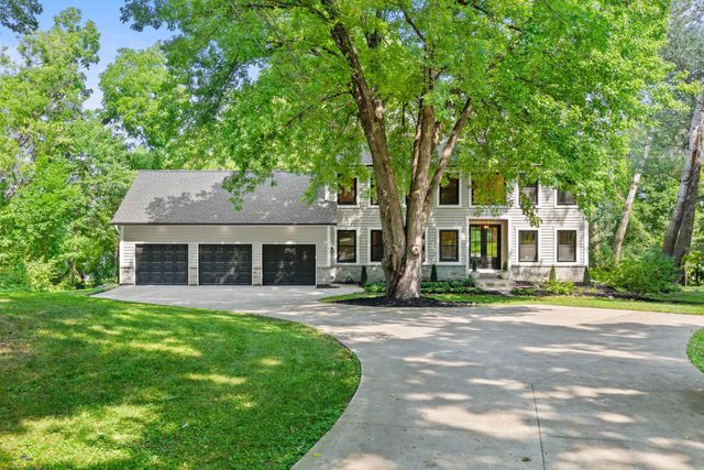6524 Aster Circle, Excelsior, MN 55331