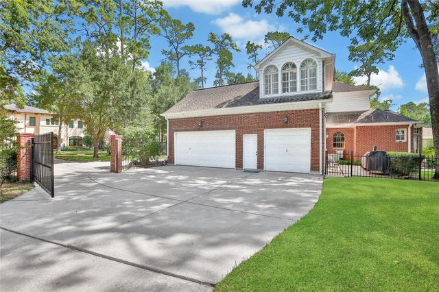 9 Leisure Lane, Bunker Hill Village, TX 77024