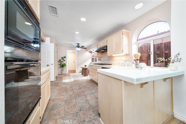 7487 Holloway, Rancho Cucamonga, CA 91730