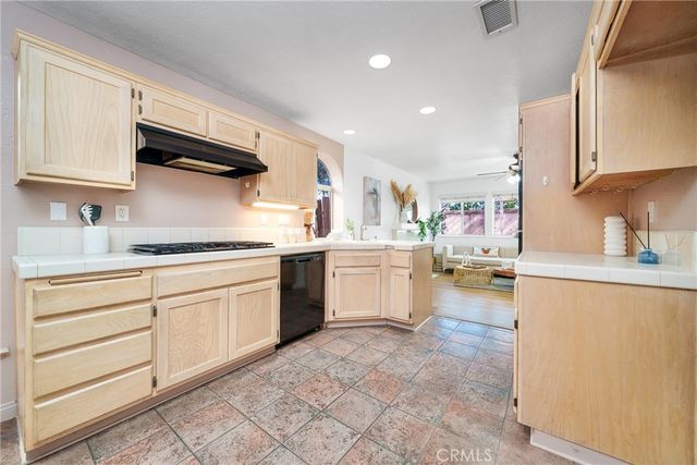 7487 Holloway, Rancho Cucamonga, CA 91730