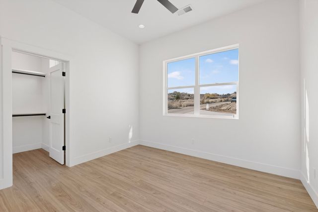 140 Nicky Lane, Corrales, NM 87048