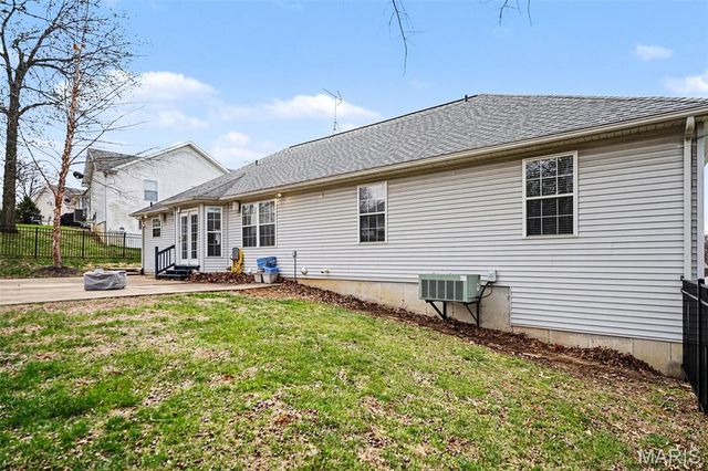 1580 Kelly Court, Washington, MO 63090