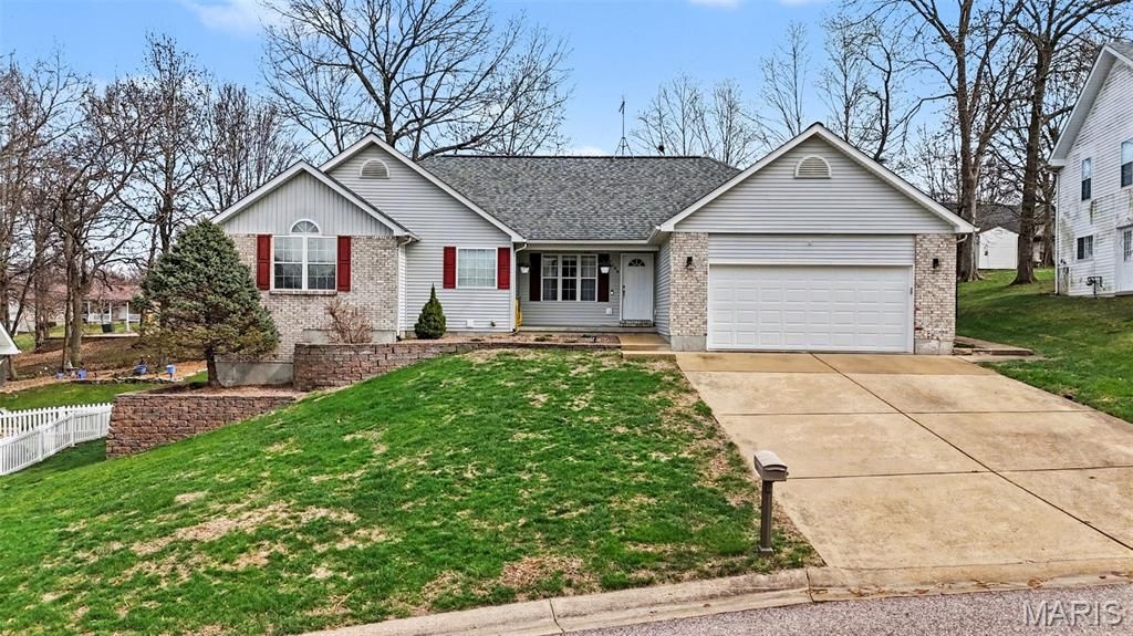 1580 Kelly Court, Washington, MO 63090
