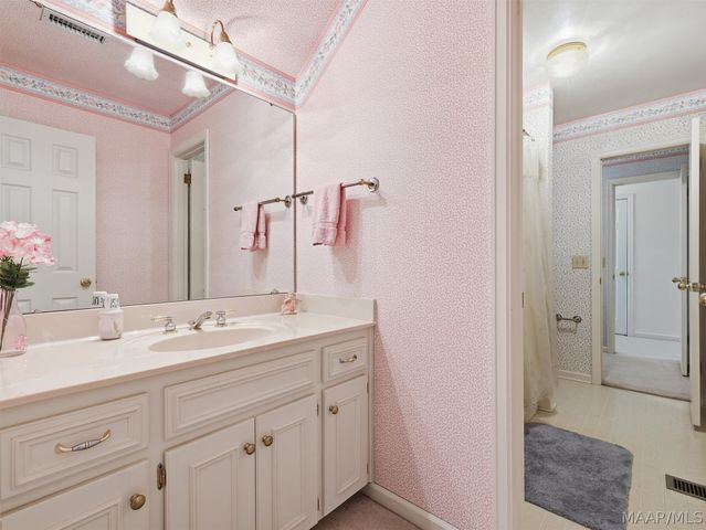 50 Creek Drive, Montgomery, AL 36117
