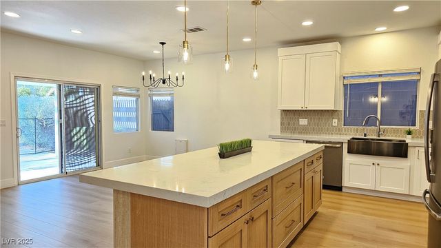 3205 Townsend Hall Court, Las Vegas, NV 89135