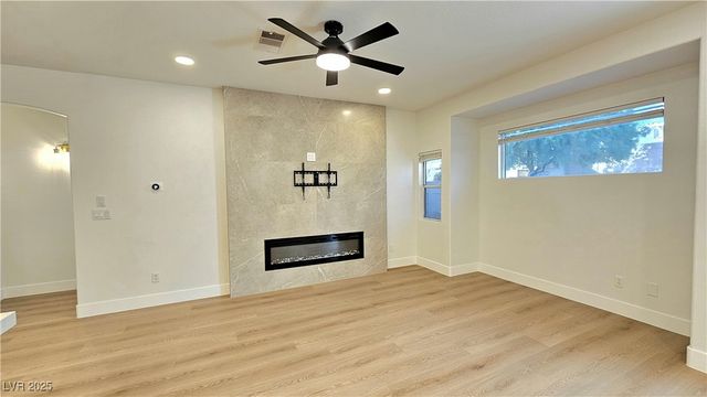 3205 Townsend Hall Court, Las Vegas, NV 89135