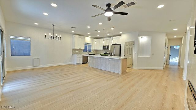 3205 Townsend Hall Court, Las Vegas, NV 89135