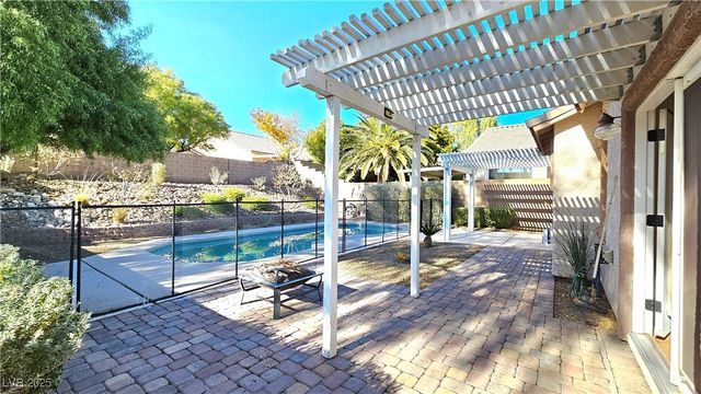 3205 Townsend Hall Court, Las Vegas, NV 89135