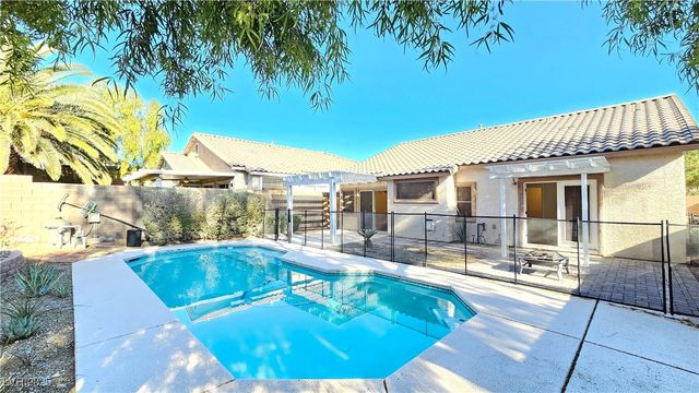 3205 Townsend Hall Court, Las Vegas, NV 89135