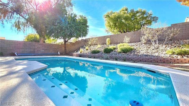 3205 Townsend Hall Court, Las Vegas, NV 89135