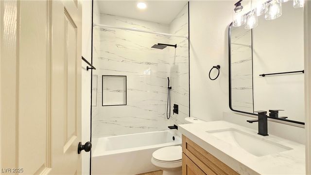 3205 Townsend Hall Court, Las Vegas, NV 89135