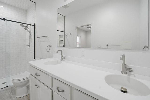 840 Grand Blvd, Evansdale, IA 50707