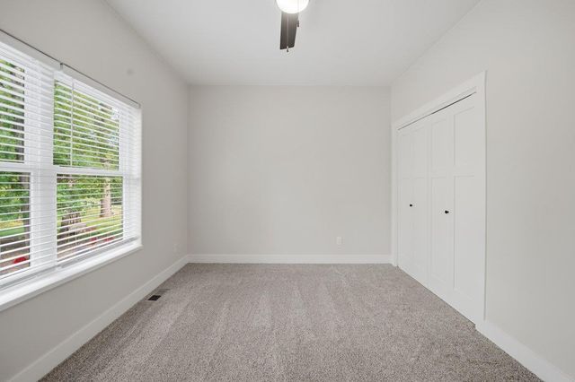 840 Grand Blvd, Evansdale, IA 50707