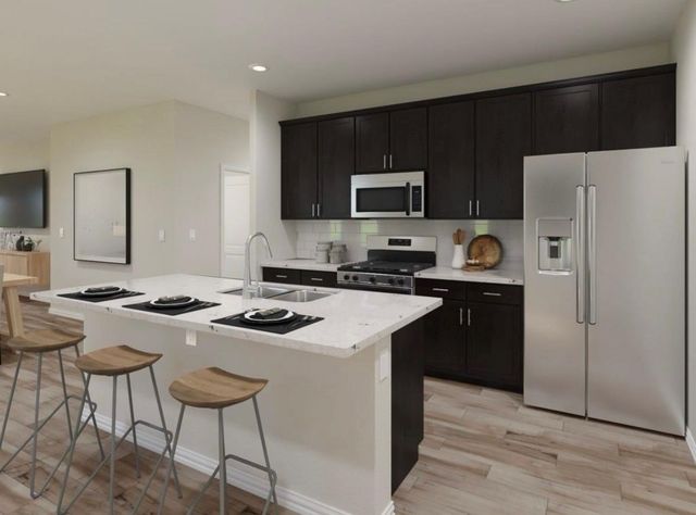 600 Clover Creek, Mckinney, TX 75071