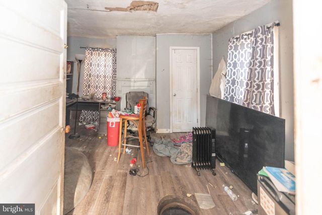 2100 SINGERLY RD, Elkton, MD 21921