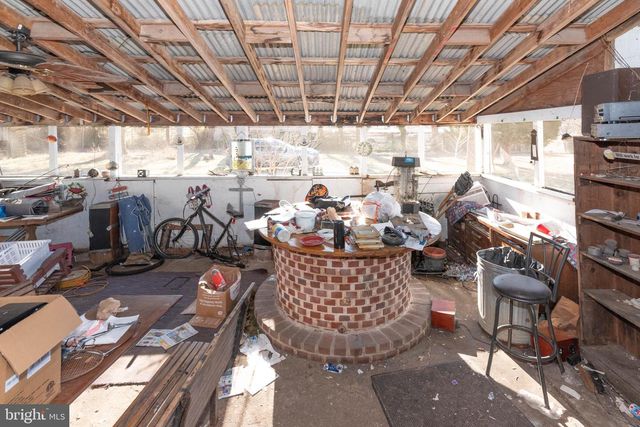 2100 SINGERLY RD, Elkton, MD 21921