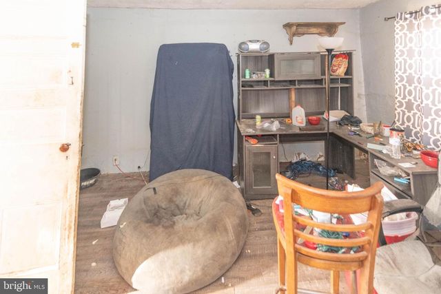 2100 SINGERLY RD, Elkton, MD 21921