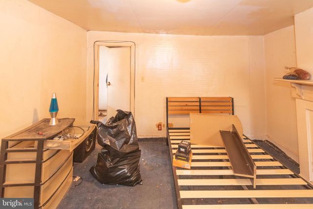 2100 SINGERLY RD, Elkton, MD 21921