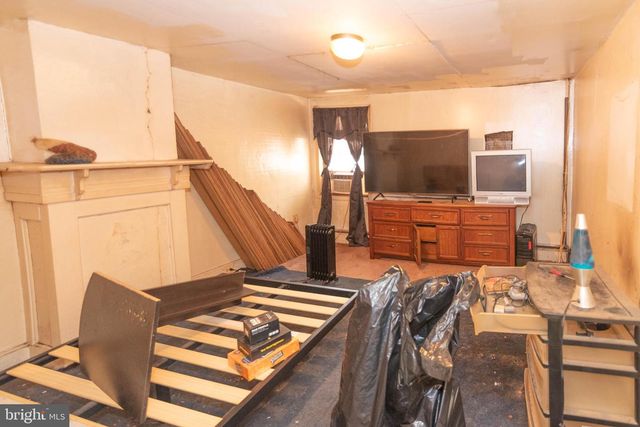 2100 SINGERLY RD, Elkton, MD 21921