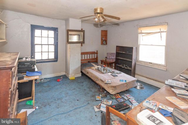 2100 SINGERLY RD, Elkton, MD 21921