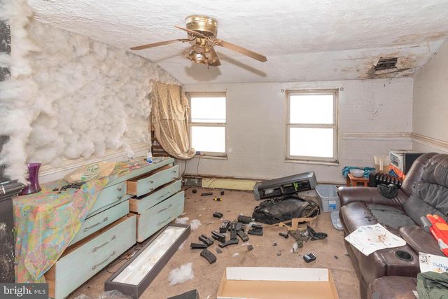 2100 SINGERLY RD, Elkton, MD 21921