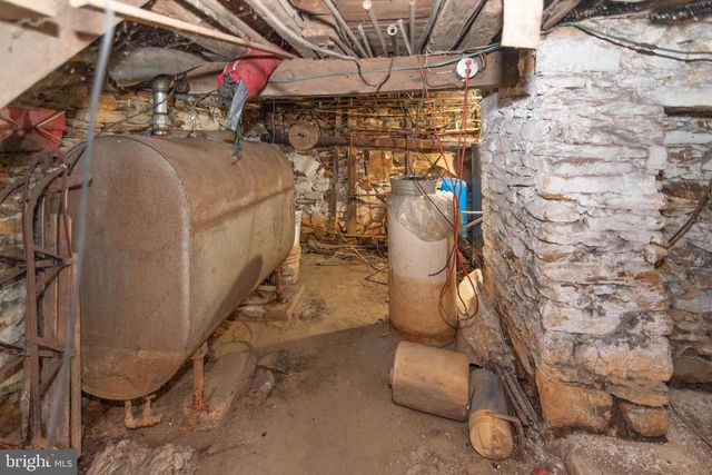 2100 SINGERLY RD, Elkton, MD 21921