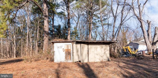 2100 SINGERLY RD, Elkton, MD 21921