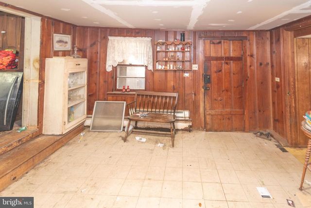 2100 SINGERLY RD, Elkton, MD 21921