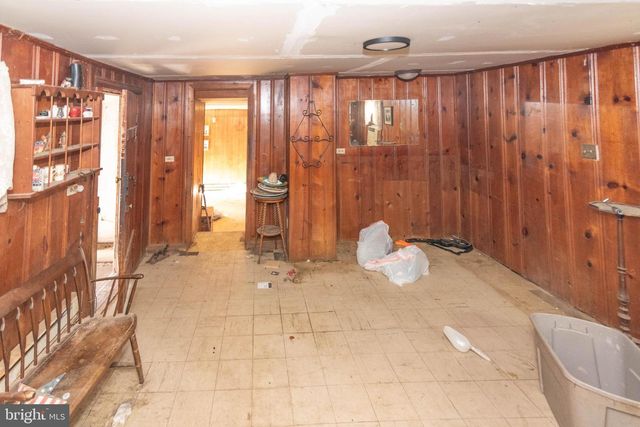 2100 SINGERLY RD, Elkton, MD 21921