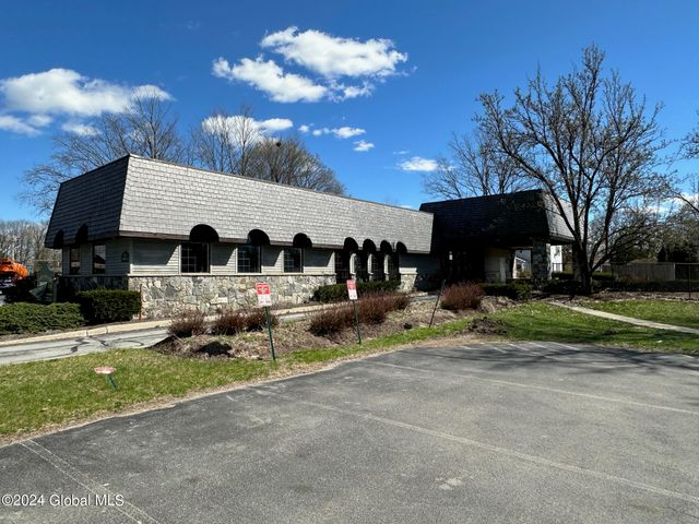 11 Murray Street, Glens Falls, NY 12801