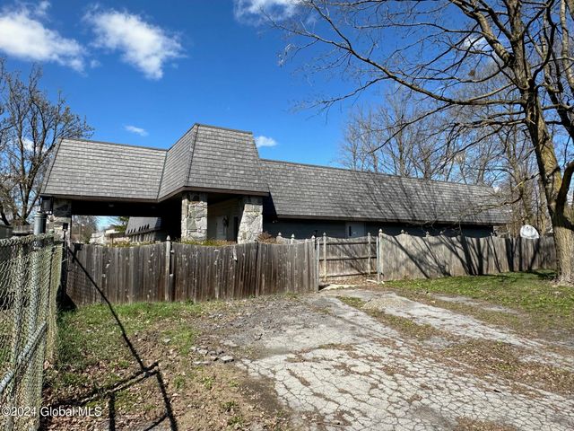 11 Murray Street, Glens Falls, NY 12801