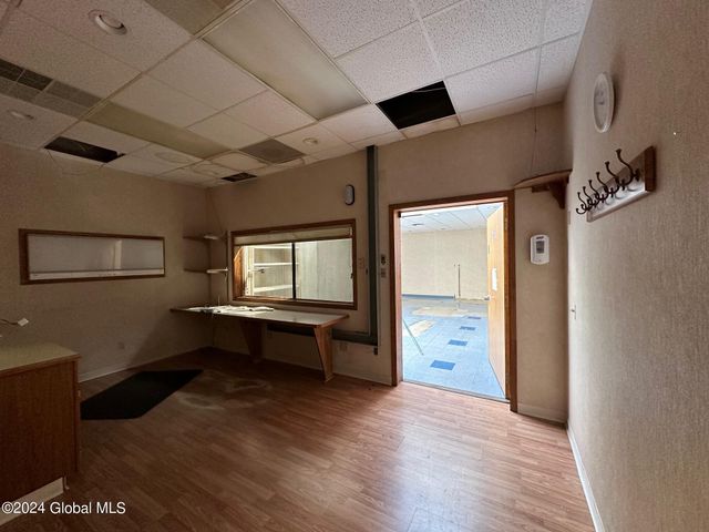 11 Murray Street, Glens Falls, NY 12801