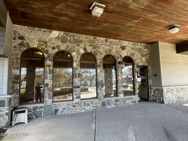 11 Murray Street, Glens Falls, NY 12801