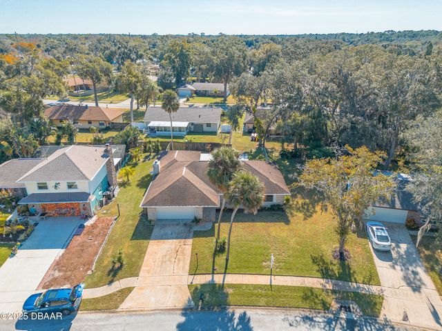 617 Boars Head Drive, Port Orange, FL 32127