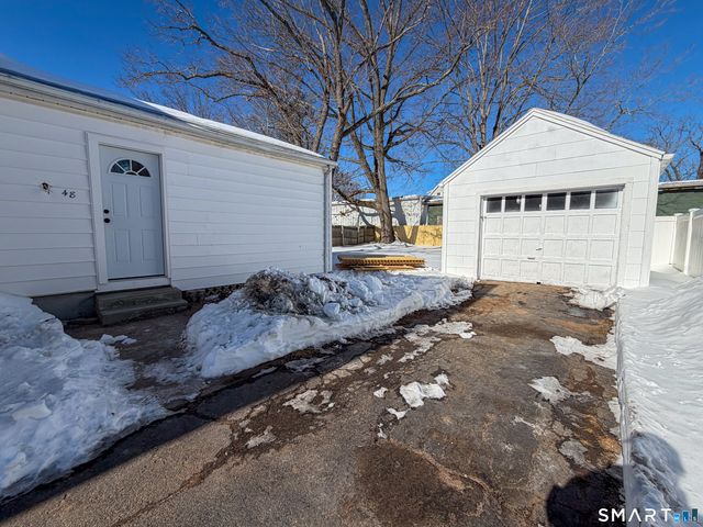 48 Rockwood Road, Hamden, CT 06514