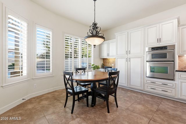 3811 E San Mateo Way, Chandler, AZ 85249