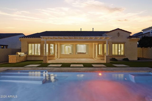 3811 E San Mateo Way, Chandler, AZ 85249