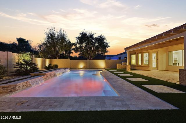 3811 E San Mateo Way, Chandler, AZ 85249