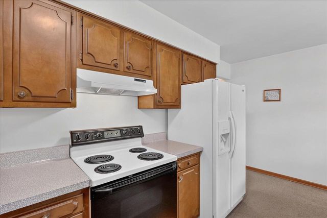 2016 Moreland Drive, Janesville, WI 53548