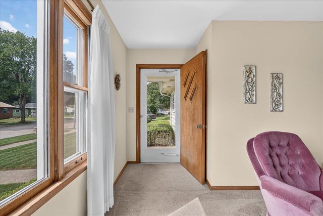 2016 Moreland Drive, Janesville, WI 53548