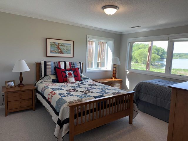 3350 Bayside COURT, La Crosse, WI 54601