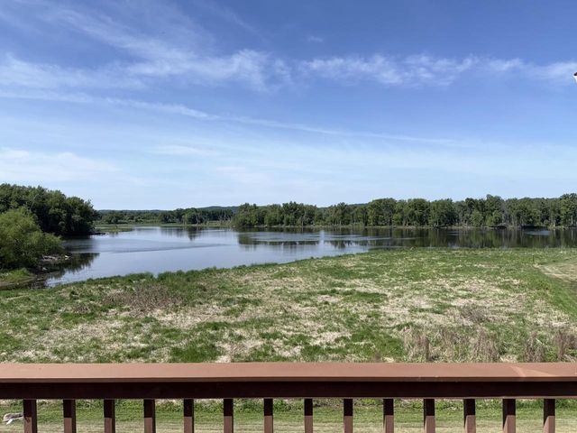 3350 Bayside COURT, La Crosse, WI 54601