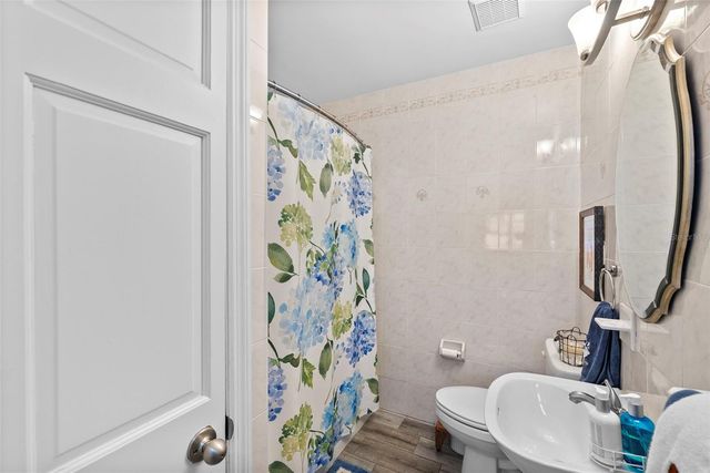 3906 W VASCONIA STREET, Tampa, FL 33629