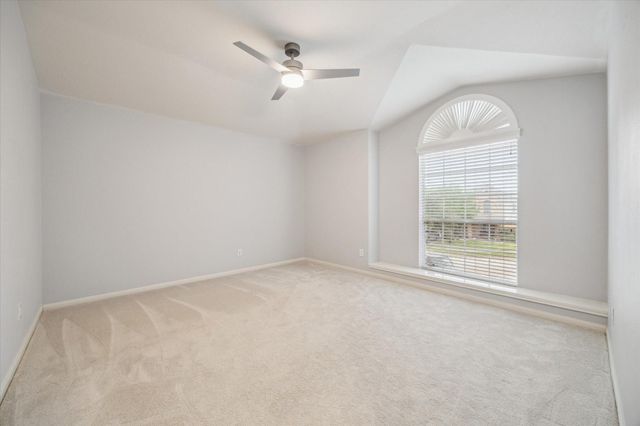 9842 Lynette Falls Drive, Houston, TX 77095