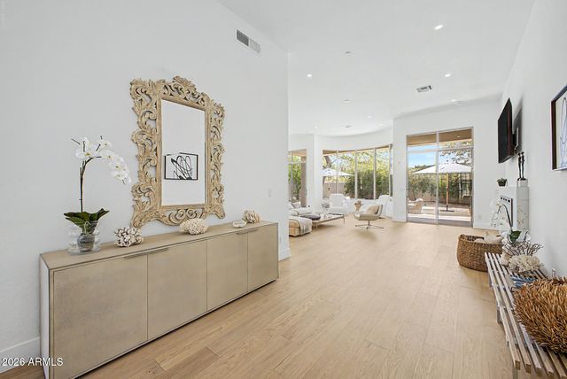 10671 E CARIBBEAN Lane, Scottsdale, AZ 85255